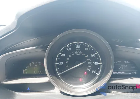 2018 Mazda 3 Touring z USA, uszkodzony, nr VIN 3MZBN1V33JM247950